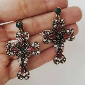 Pendientes cruz flor - Agotado -