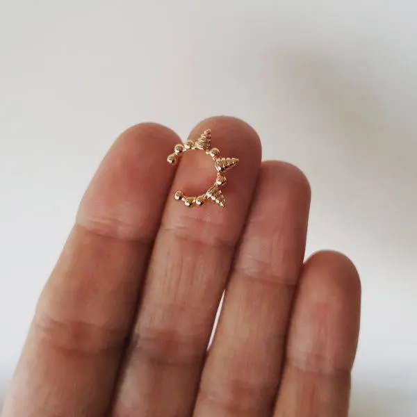 Ear cuff punk