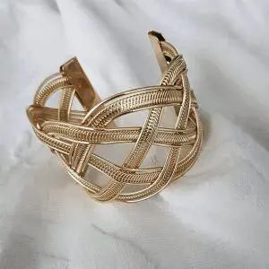 Pulsera trenzada