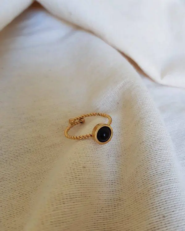 Anillo black stone