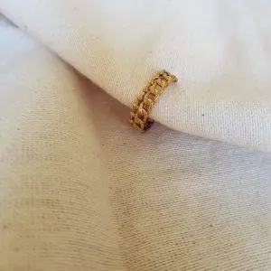 Anillo chain bolitas