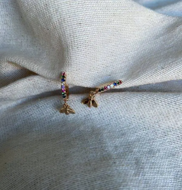 Aritos mini abeja colores