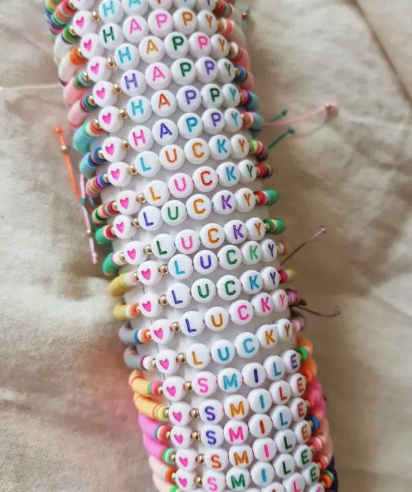 Pulsera happy, lucky, smile
