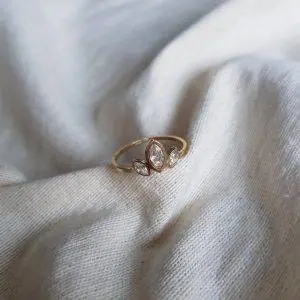 Anillo vintage bright