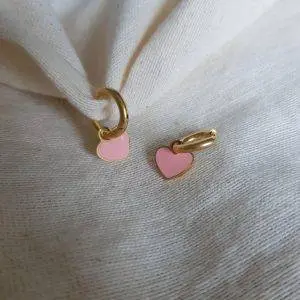 Aritos corazón pink