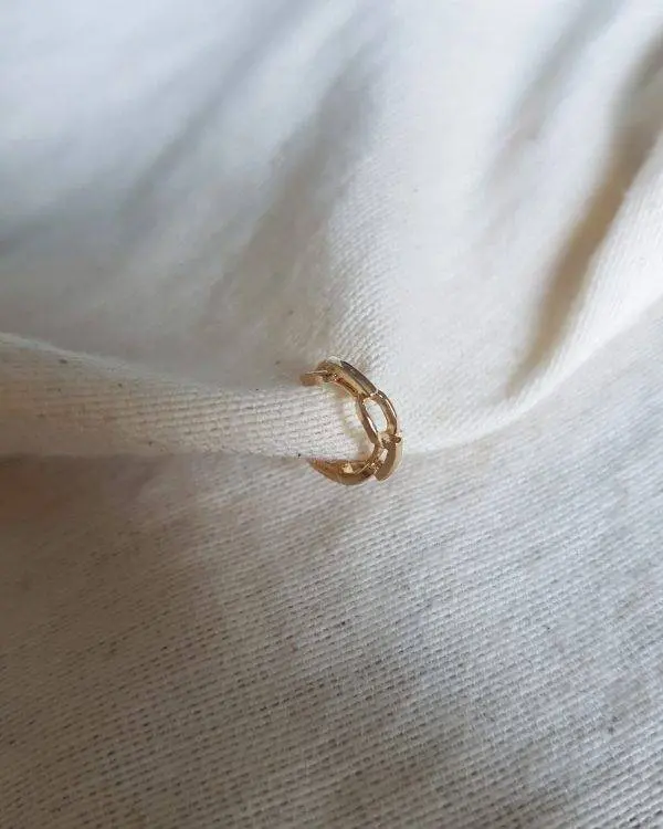 Ear cuff cadena
