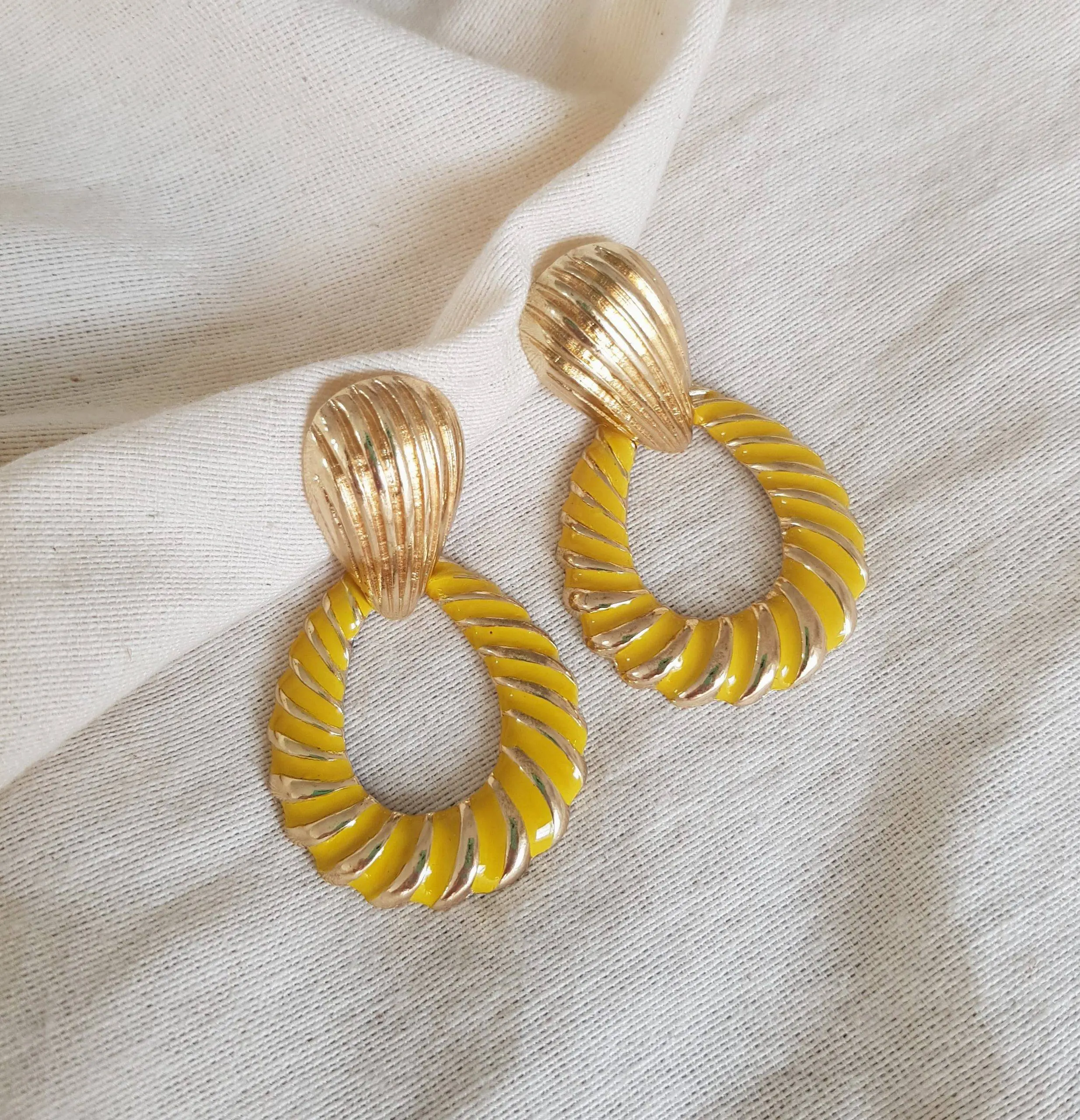 Pendientes gold & yellow