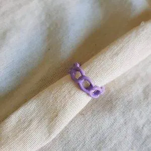 Anillo cadena lila