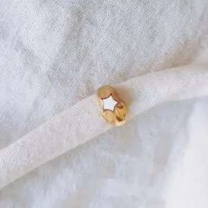 Anillo estrella blanca