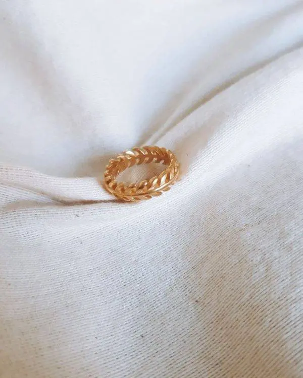 Anillo hojitas