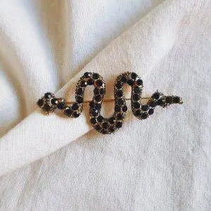 Broche serpiente black