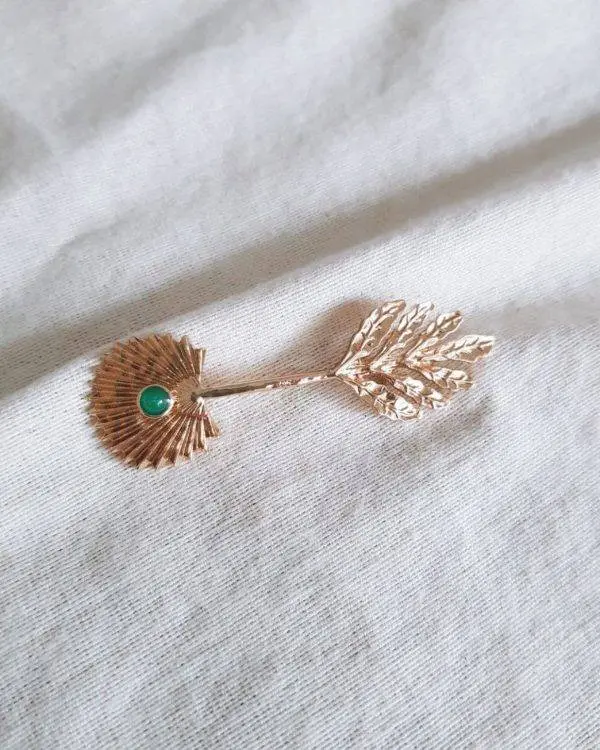 Broche esmeralda vintage