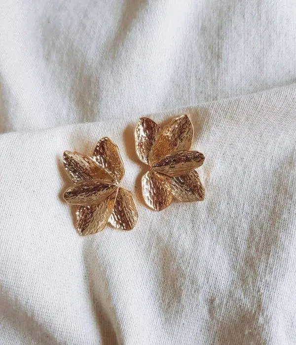 Pendientes hoja gold