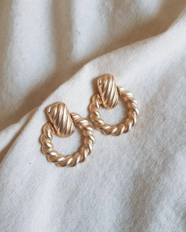 Pendientes berta