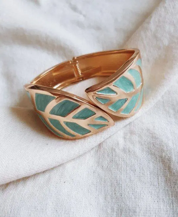Brazalete verde agua