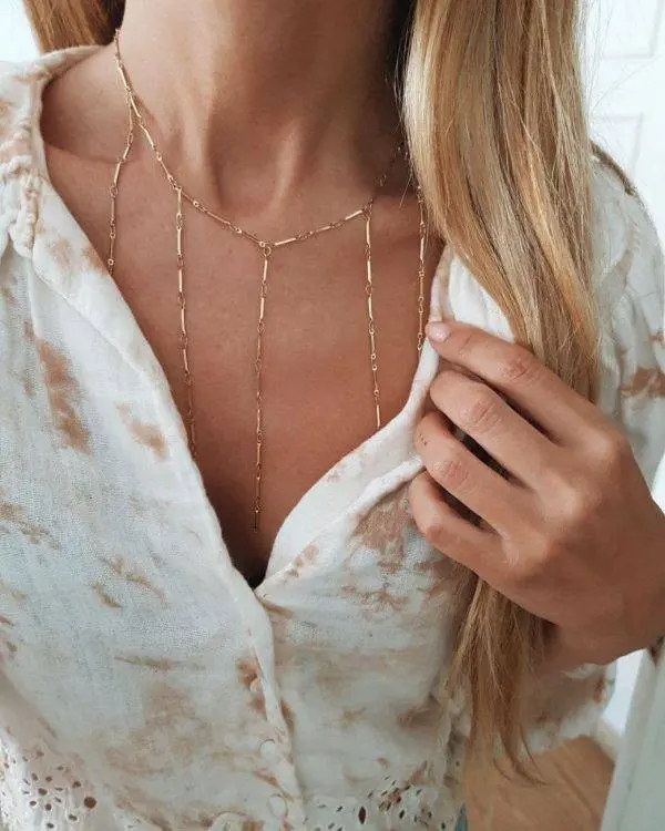 Collar cascada