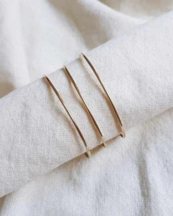Brazalete three