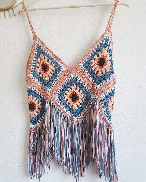 Top crochet nude