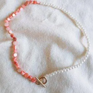 Collar coral