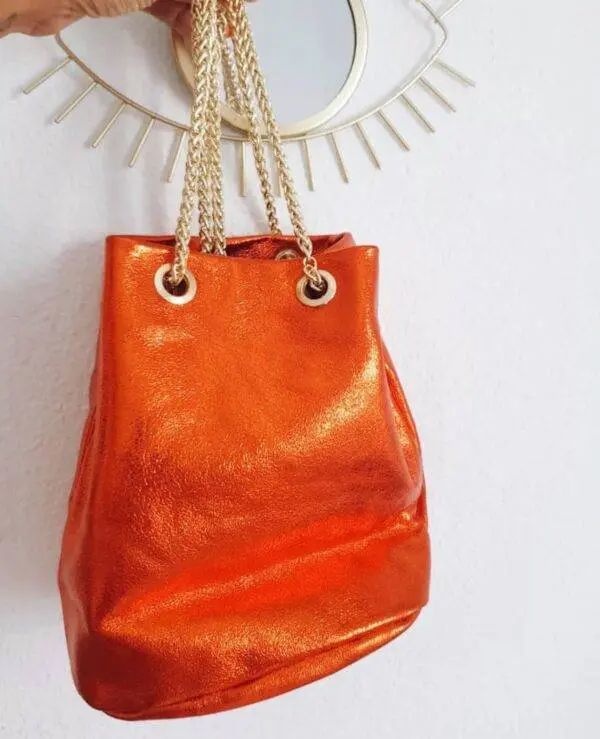 Bolso saquito metalizado orange - Imagen 2