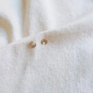 Pendientes mini luna bright