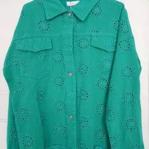 Chaqueta calados verde