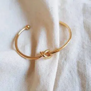 Brazalete nudo