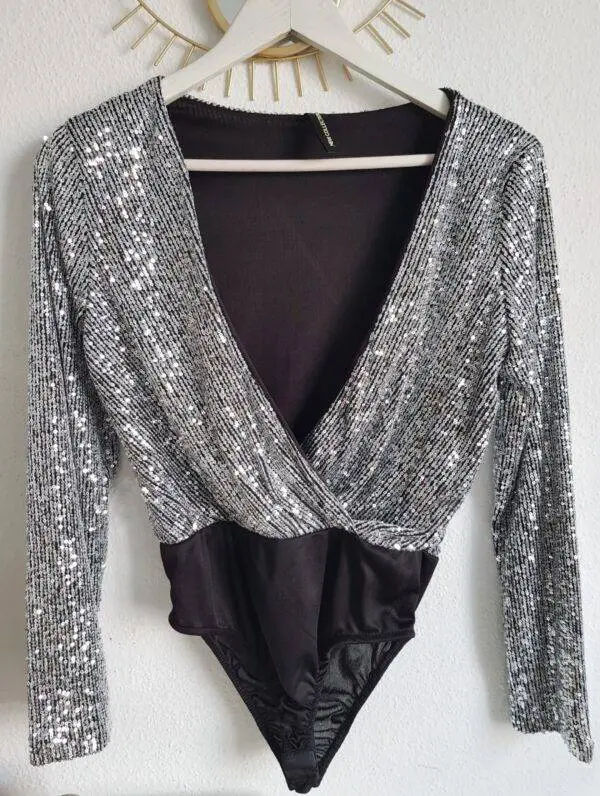 Body lentejuelas plata