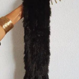 Cuello pelo negro fine