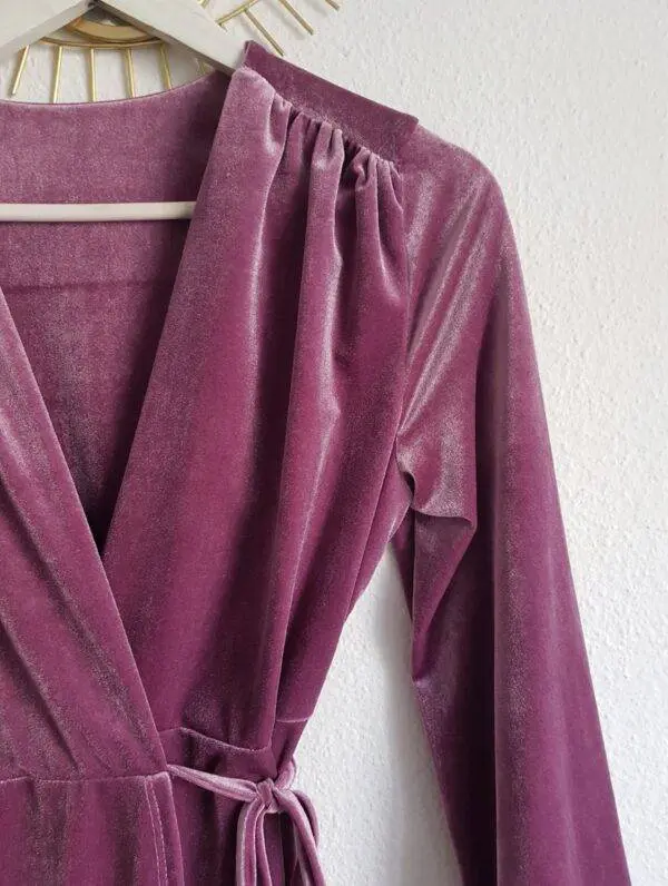 Vestido velvet pink - Imagen 2