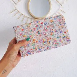 Clutch piedras colores