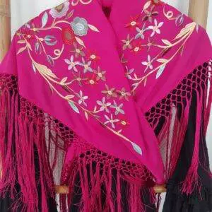 Mantoncillo flores buganvilla