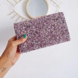 Clutch piedras lila