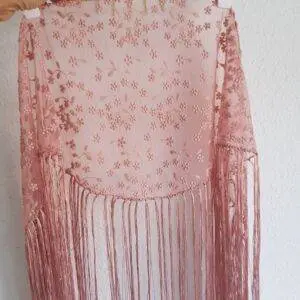 Mantoncillo niña rosa empolvado