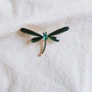 Broche libélula green