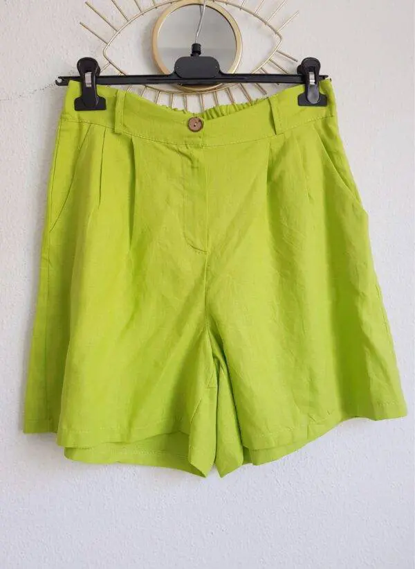 Pantalón corto lima