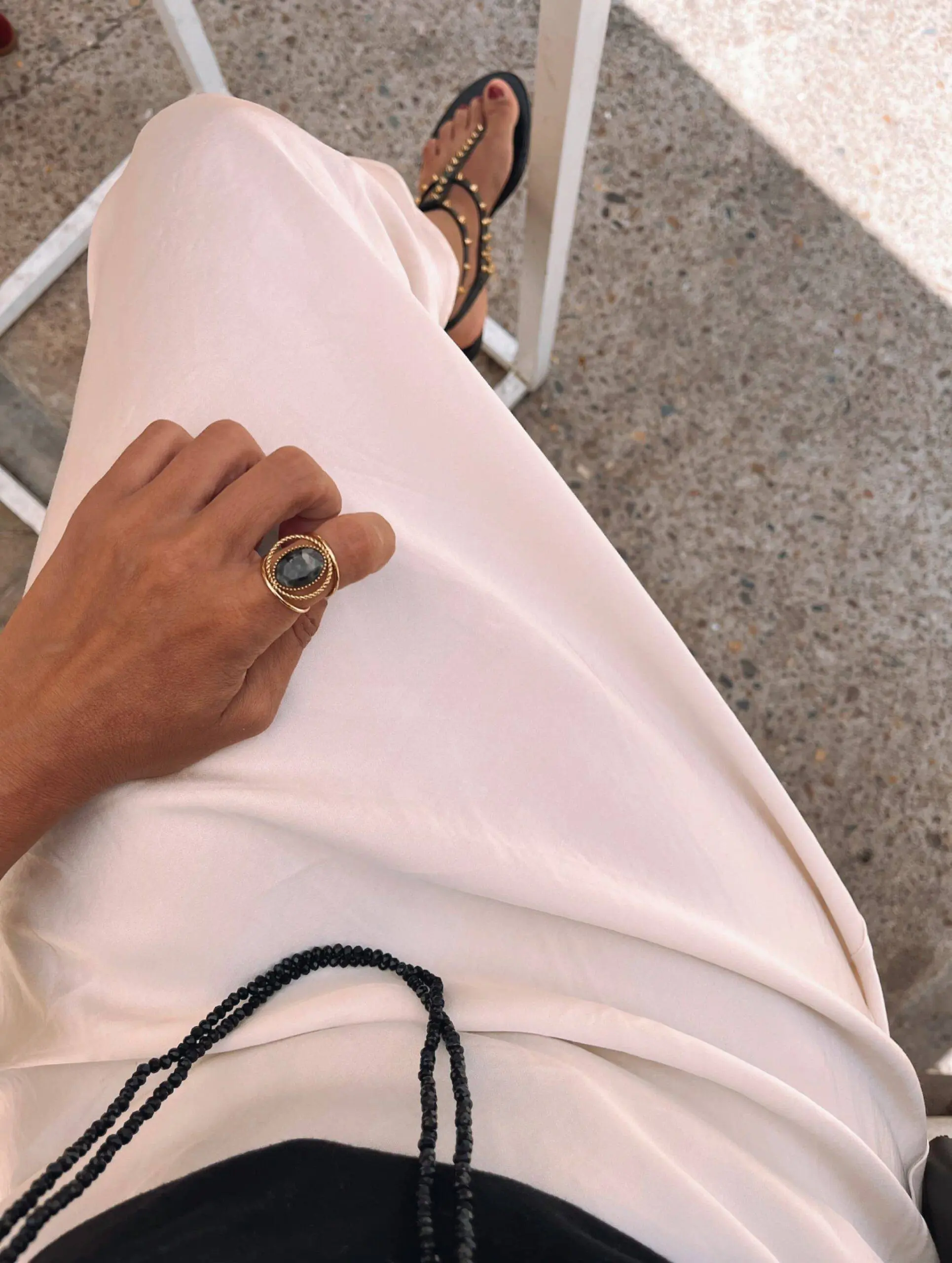 Falda satinada crema - Imagen 3