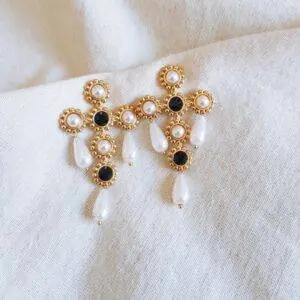 Pendientes Cruz pearl black