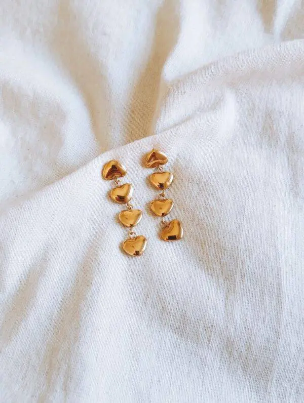 Pendientes corazones cascada