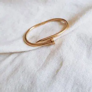 Pulsera tornillo