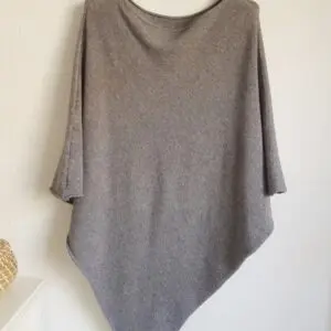 Poncho grey