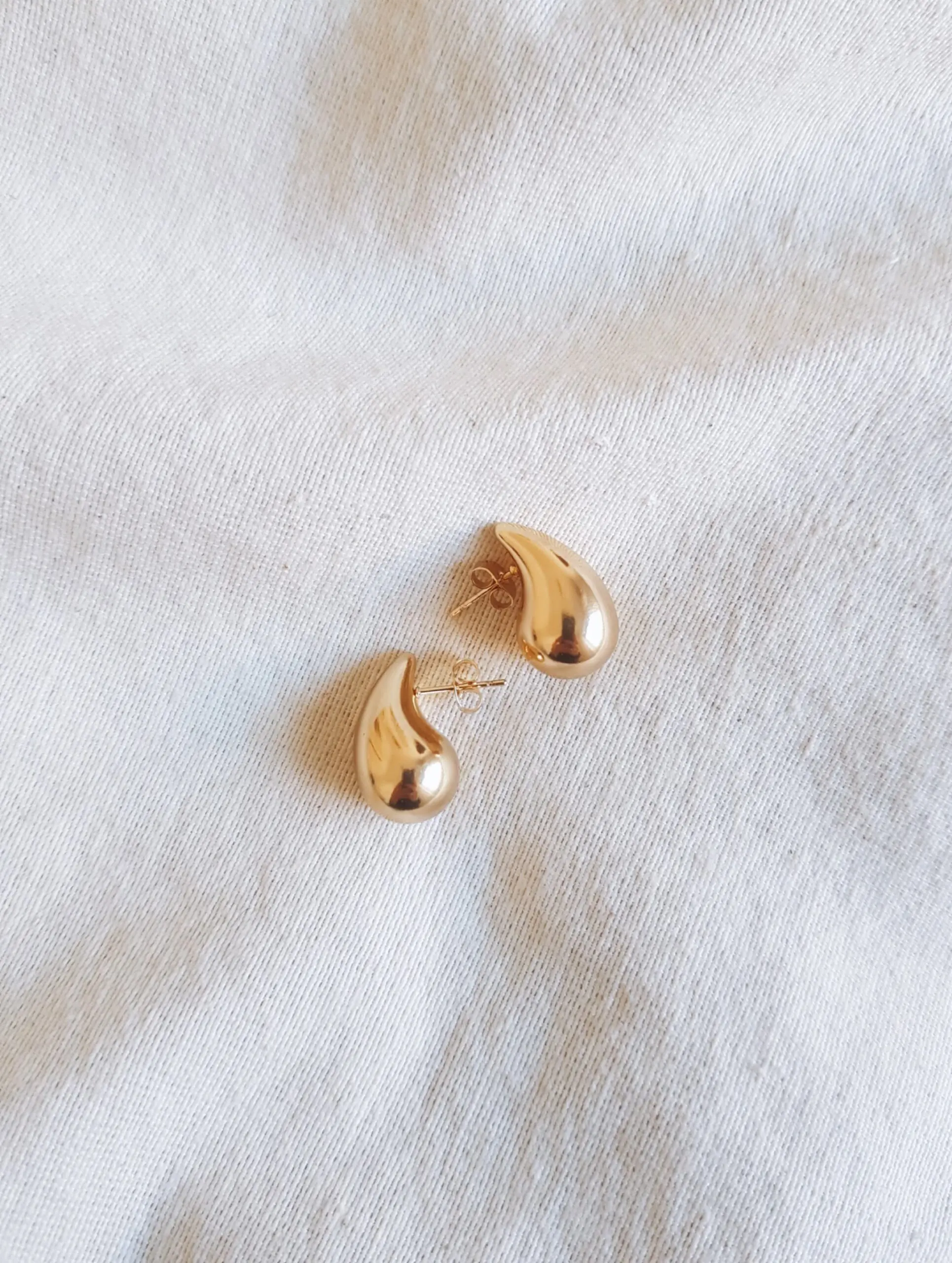 Pendientes gota mediano
