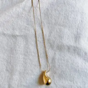 Collar Gota