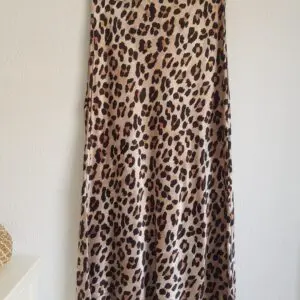 Falda satinada leopardo