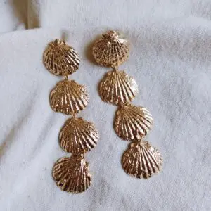Pendientes conchas cascada