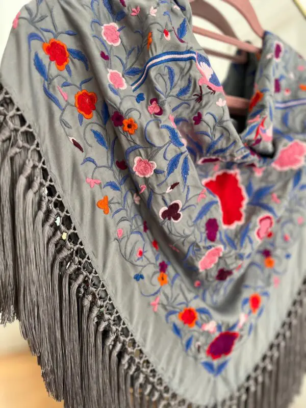Mantoncillo Lola Gris Perla - Imagen 4