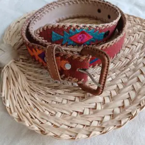 Cinturón azteca grosella