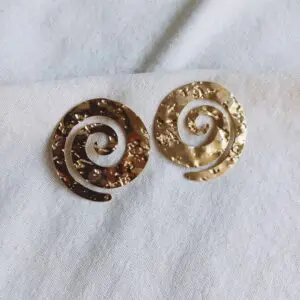 Pendientes caracol gold