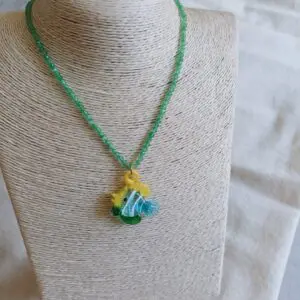 Collar pez turquesa