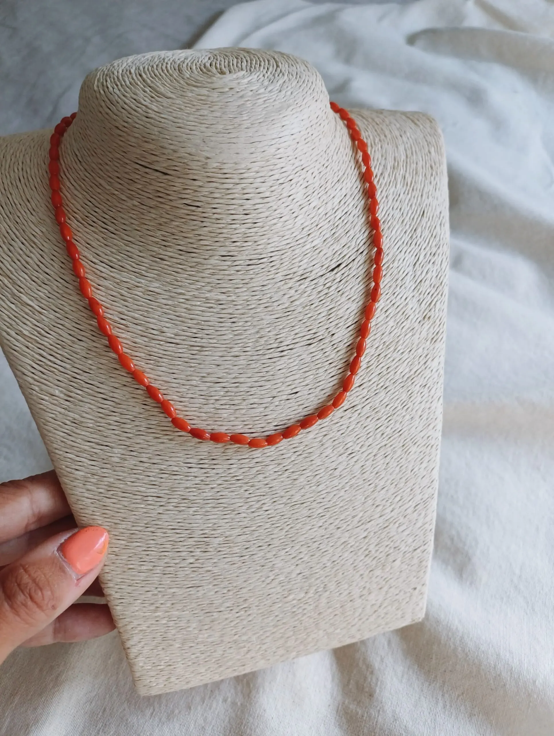 Collar corales fine liso